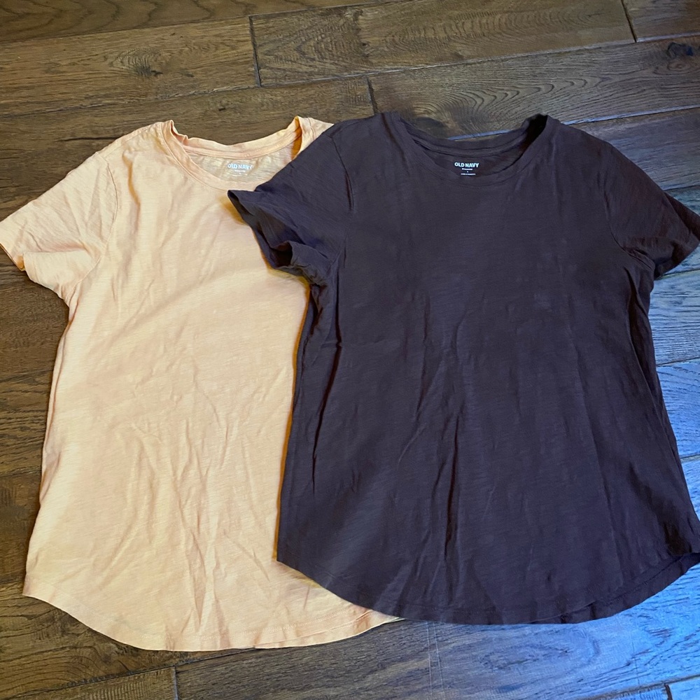 Old Navy 100% cotton two t-shirts size L.